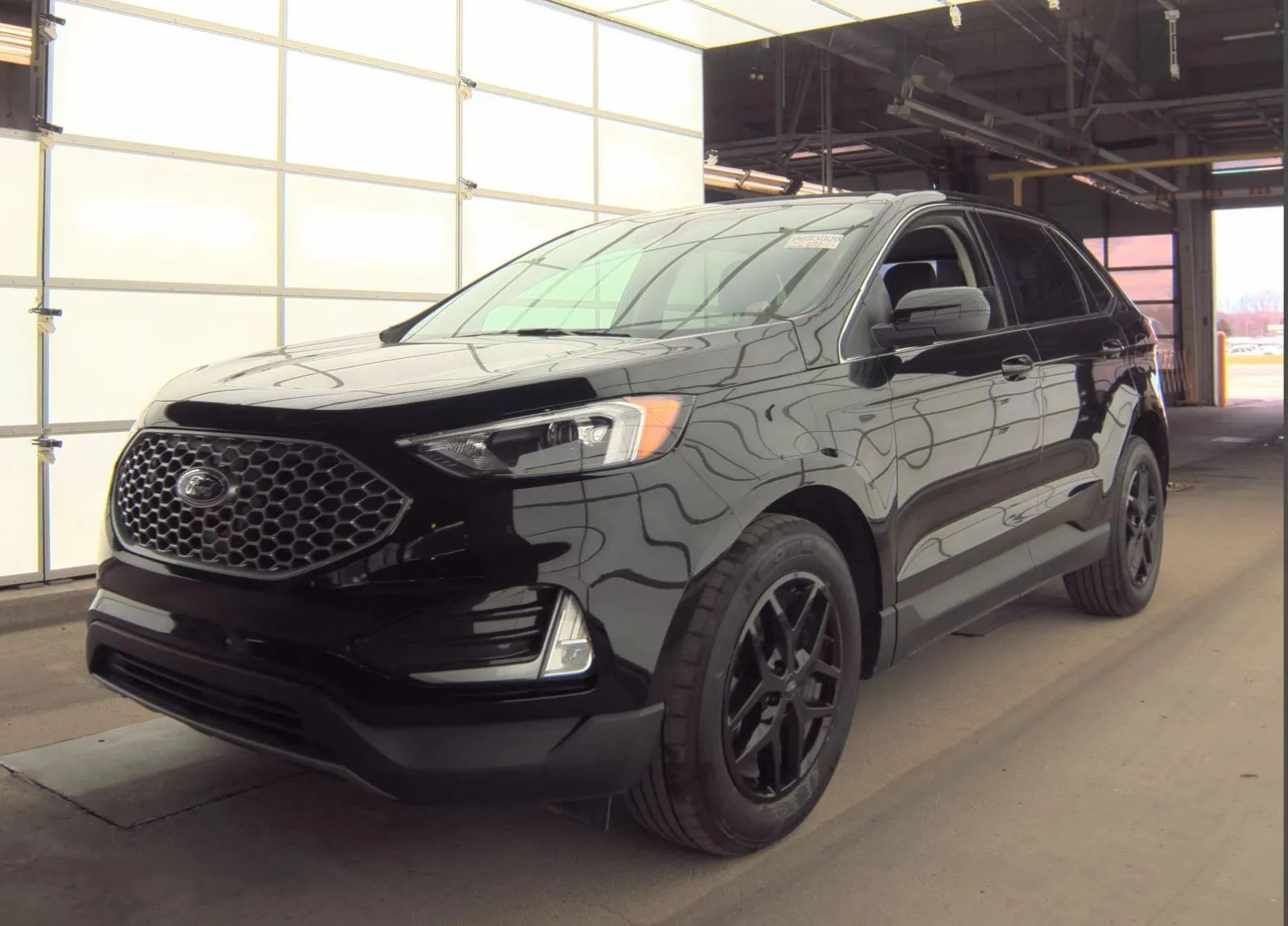 Black 2024 Ford Edge SEL for sale in Charles City, IA