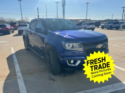 More photos of 2017 Chevrolet Colorado 4WD Z71 at Mike Molstead Chevrolet, GMC, IA