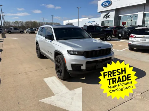 More photos of 2024 Jeep Grand Cherokee L Altitude at Mike Molstead Chevrolet, GMC, IA