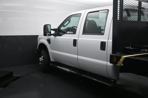 White 2008 FORD F-350 SD for sale in Charles City, IA