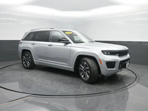 More photos of 2023 Jeep Grand Cherokee Overland at Mike Molstead Chevrolet, GMC, IA