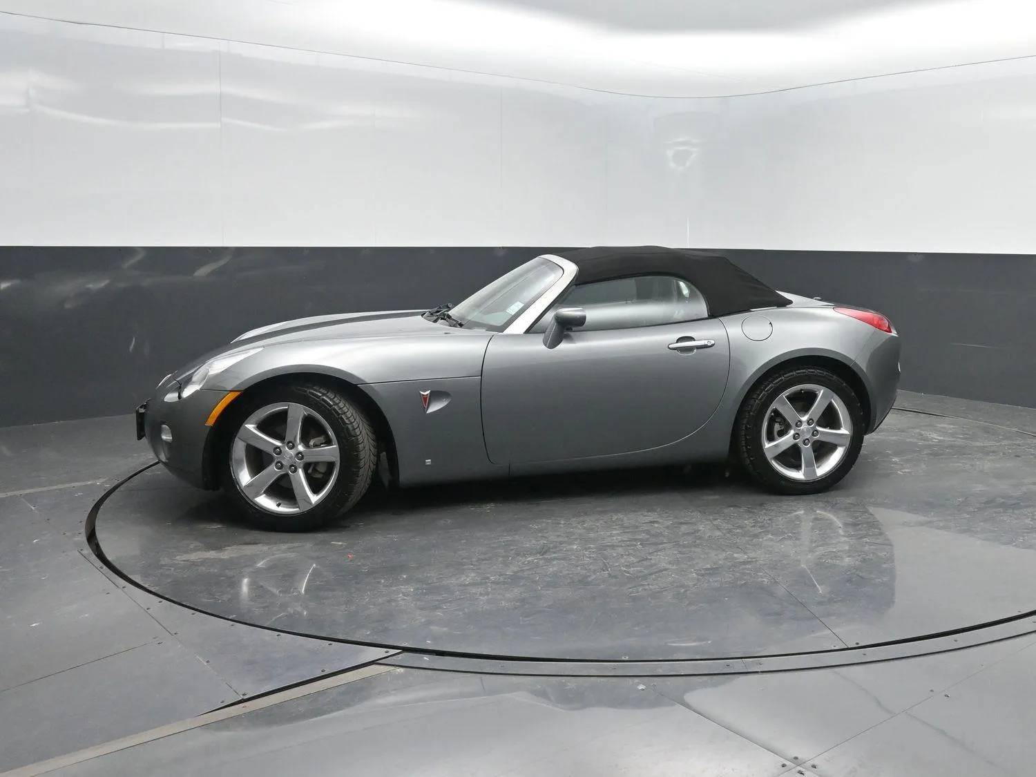 Silver 2006 Pontiac Solstice 2DR CONVERTIBLE for sale in Charles City, IA