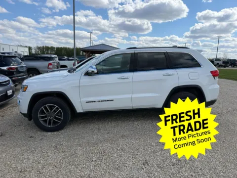 White 2019 Jeep Grand Cherokee Limited for sale in Charles City, IA