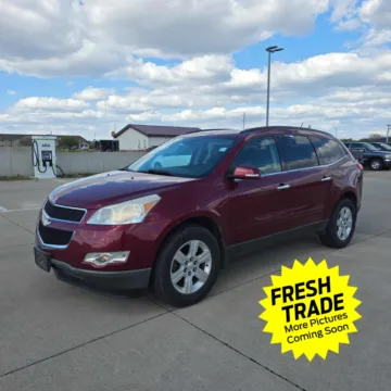 Red 2011 Chevrolet Traverse LT w/2LT for sale in Charles City, IA