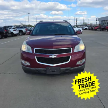 More photos of 2011 Chevrolet Traverse LT w/2LT at Mike Molstead Chevrolet, GMC, IA