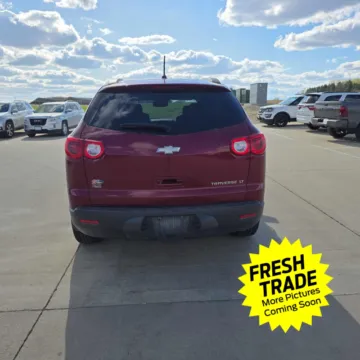 More photos of 2011 Chevrolet Traverse LT w/2LT at Mike Molstead Chevrolet, GMC, IA
