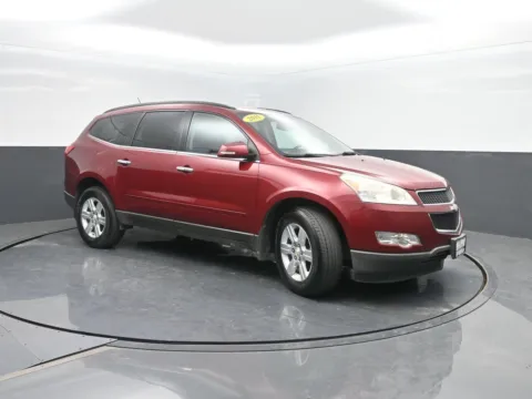 More photos of 2011 Chevrolet Traverse LT w/2LT at Mike Molstead Chevrolet, GMC, IA