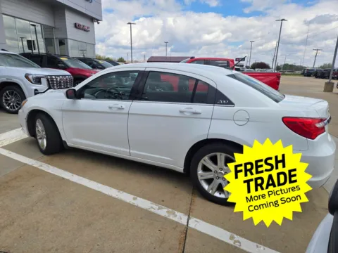 More photos of 2011 Chrysler 200 Touring at Mike Molstead Chevrolet, GMC, IA