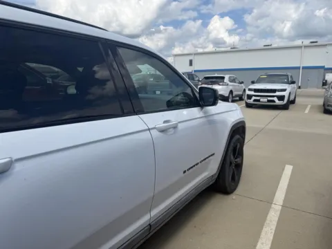 More photos of 2024 Jeep Grand Cherokee L Limited at Mike Molstead Chevrolet, GMC, IA