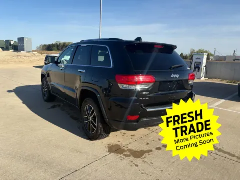 More photos of 2017 Jeep Grand Cherokee Limited at Mike Molstead Chevrolet, GMC, IA