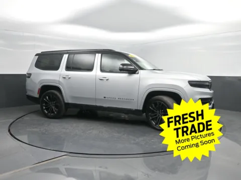 More photos of 2024 Jeep Grand Wagoneer Series III Obsidian at Mike Molstead Chevrolet, GMC, IA