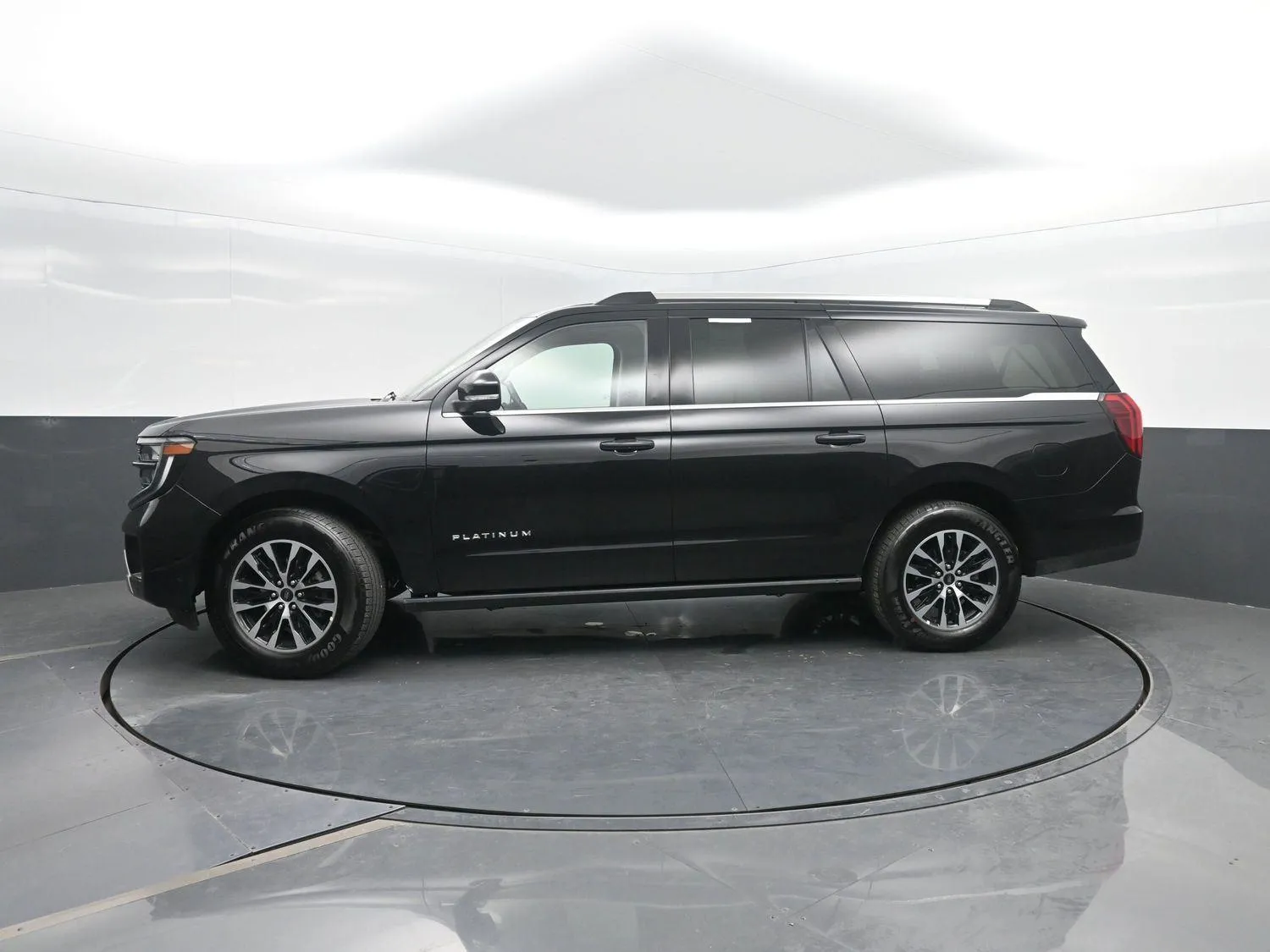 Black 2025 Ford Expedition Max Platinum for sale in Charles City, IA