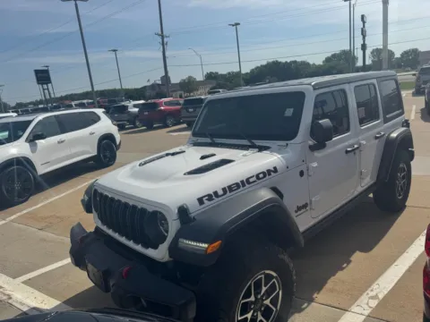 White 2024 Jeep Wrangler Rubicon for sale in Charles City, IA