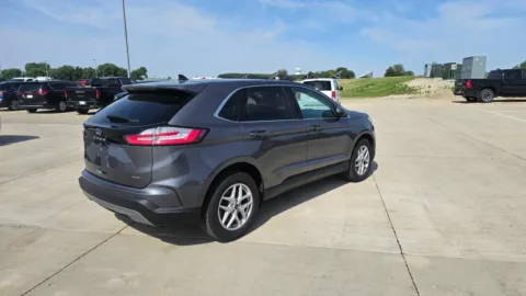 More photos of 2024 Ford Edge SEL at Mike Molstead Chevrolet, GMC, IA