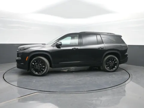 Black 2026 Chevrolet Traverse AWD LT for sale in Charles City, IA