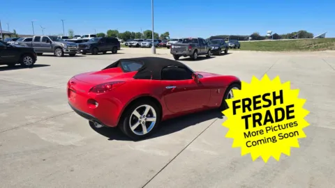 More photos of 2007 Pontiac Solstice CONVERTIBLE at Mike Molstead Chevrolet, GMC, IA