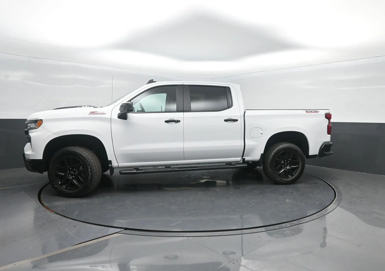 White 2026 Chevrolet Silverado 1500 LT Trail Boss for sale in Charles City, IA