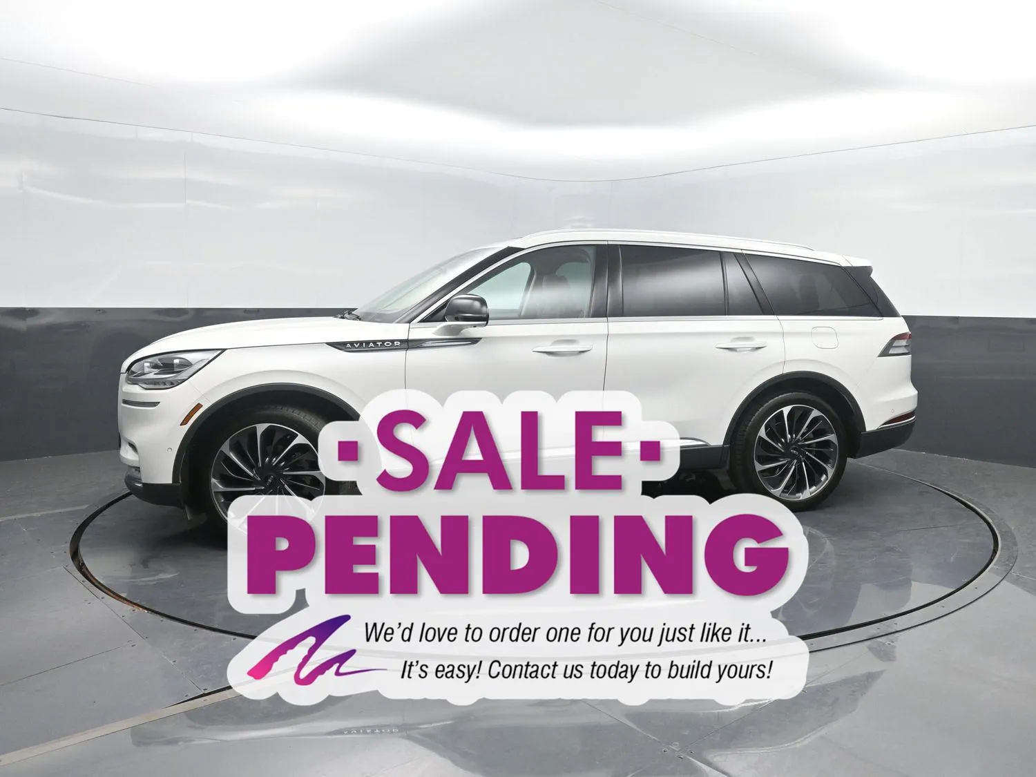 White 2022 Lincoln Aviator Reserve for sale in Charles City, IA