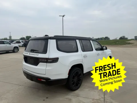 More photos of 2024 Jeep Grand Wagoneer Series II Obsidian at Mike Molstead Chevrolet, GMC, IA