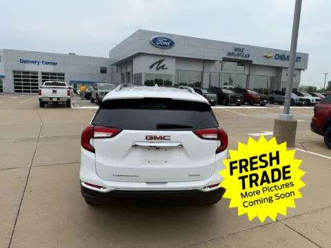 More photos of 2024 GMC Terrain SLT at Mike Molstead Chevrolet, GMC, IA