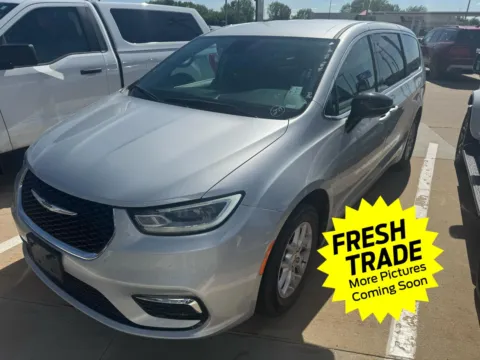 Silver 2024 Chrysler Pacifica Touring L for sale in Charles City, IA