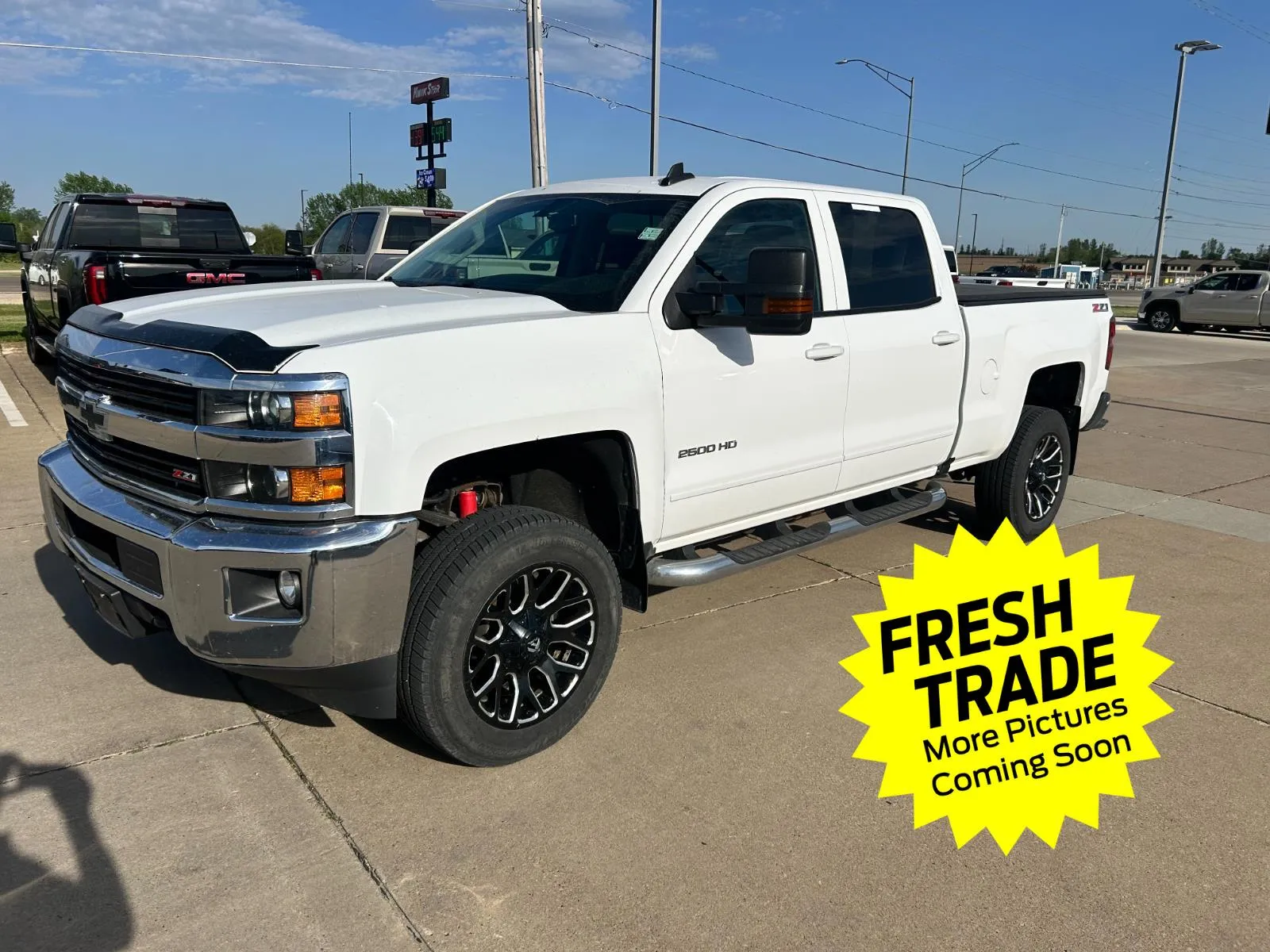 White 2016 Chevrolet Silverado 2500HD LT for sale in Charles City, IA