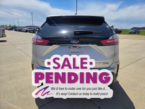More photos of 2019 Ford Edge Titanium at Mike Molstead Chevrolet, GMC, IA