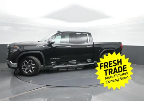 Black 2025 GMC Sierra 1500 SLT for sale in Charles City, IA