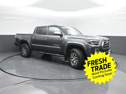 More photos of 2022 Toyota Tacoma Limited at Mike Molstead Chevrolet, GMC, IA