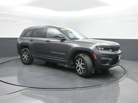 More photos of 2025 Jeep Grand Cherokee Limited at Mike Molstead Chevrolet, GMC, IA