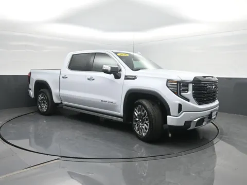 More photos of 2026 GMC Sierra 1500 Denali Ultimate at Mike Molstead Chevrolet, GMC, IA
