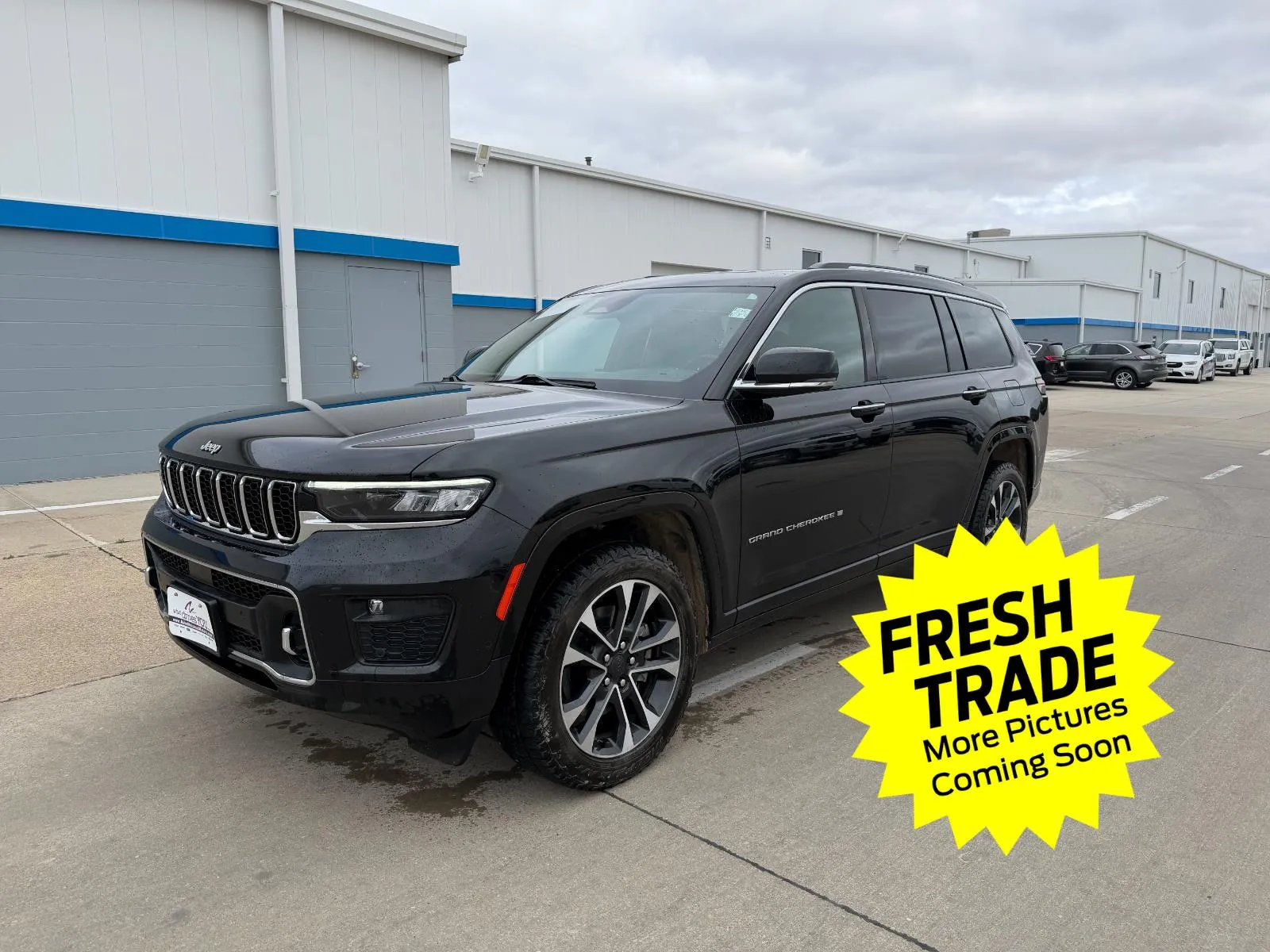 Black 2021 Jeep Grand Cherokee L Overland for sale in Charles City, IA