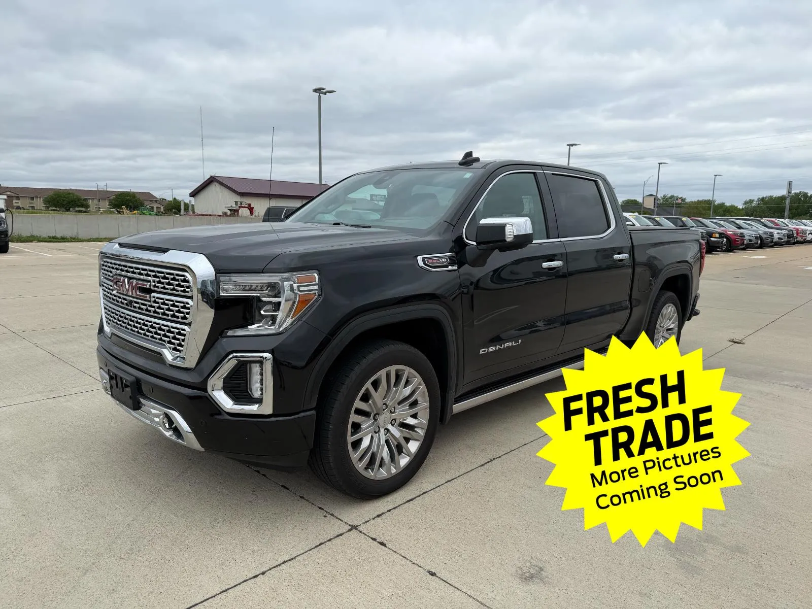 Black 2019 GMC Sierra 1500 Denali for sale in Charles City, IA