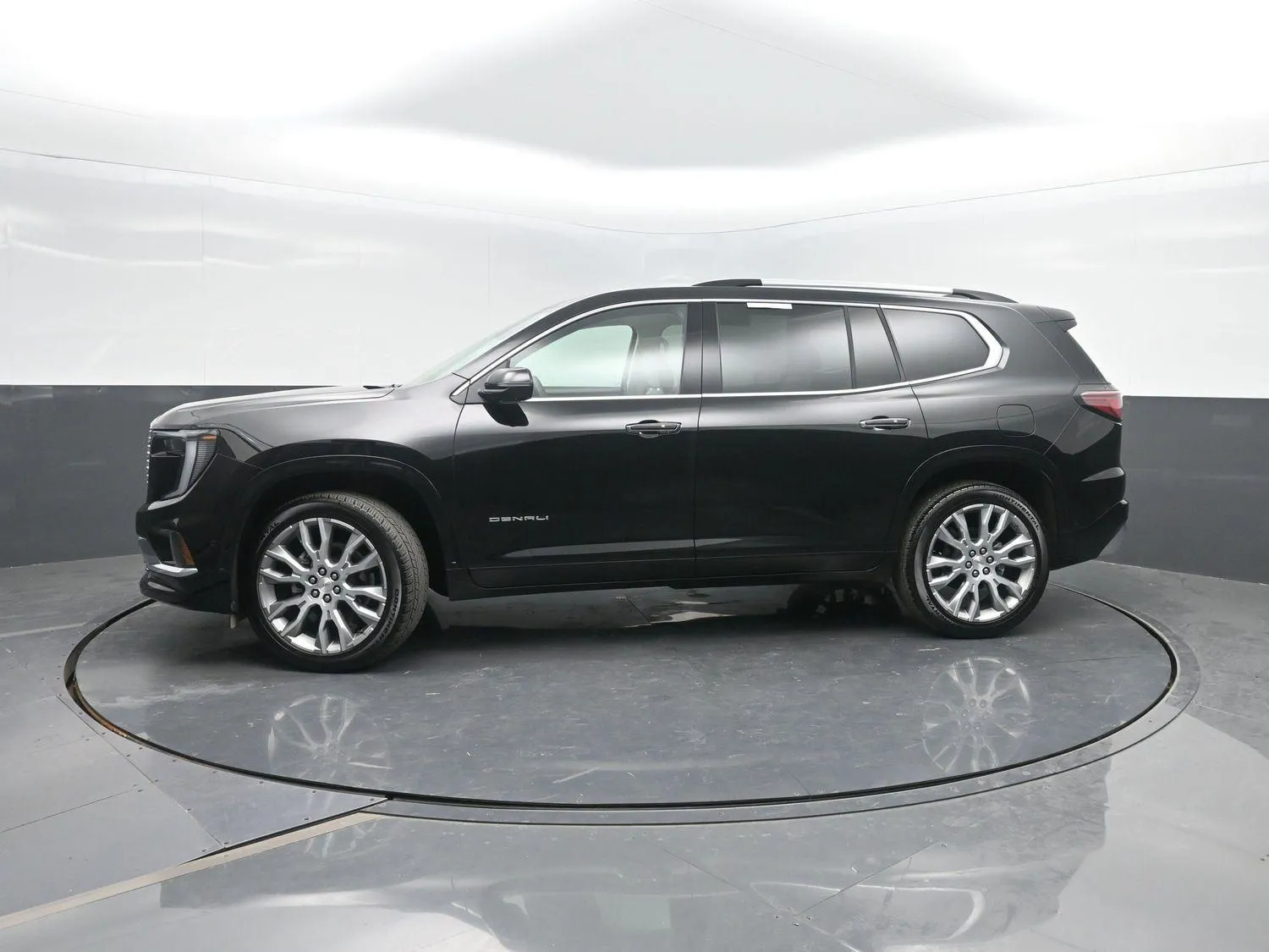 Black 2025 GMC Acadia AWD Denali for sale in Charles City, IA