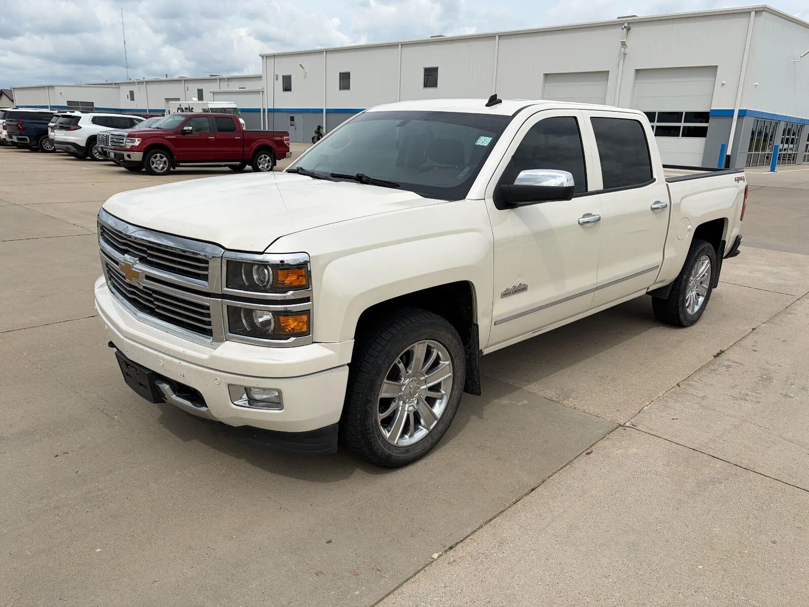 White 2014 Chevrolet Silverado 1500 High Country for sale in Charles City, IA