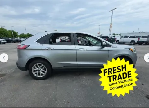 More photos of 2024 Ford Edge SEL at Mike Molstead Chevrolet, GMC, IA