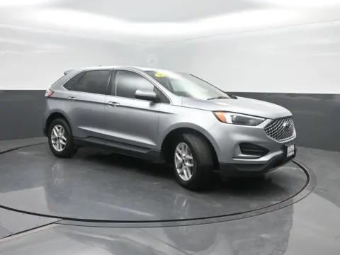 More photos of 2024 Ford Edge SEL at Mike Molstead Chevrolet, GMC, IA