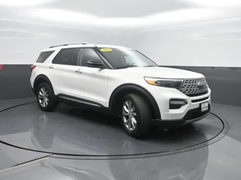 More photos of 2023 Ford Explorer Limited at Mike Molstead Chevrolet, GMC, IA
