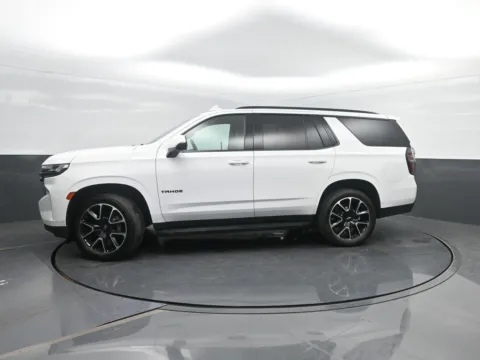 White 2024 Chevrolet Tahoe RST for sale in Charles City, IA