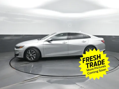 Silver 2021 Chevrolet Malibu LT for sale in Charles City, IA