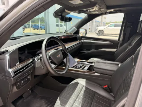 More photos of 2025 Cadillac Escalade 4WD Sport Platinum at Mike Molstead Chevrolet, GMC, IA