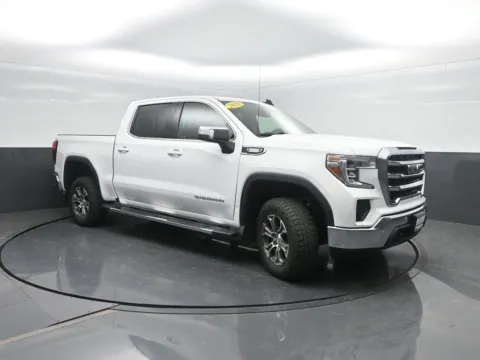 More photos of 2021 GMC Sierra 1500 SLE at Mike Molstead Chevrolet, GMC, IA