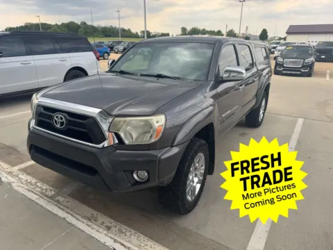 Gray 2013 Toyota Tacoma V6 for sale in Charles City, IA