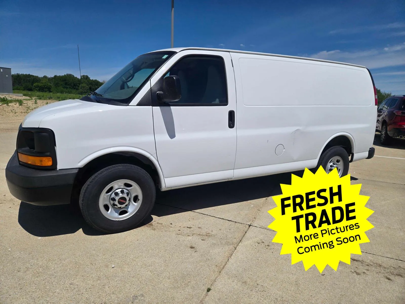White 2015 GMC Savana Cargo Van 2500 for sale in Charles City, IA