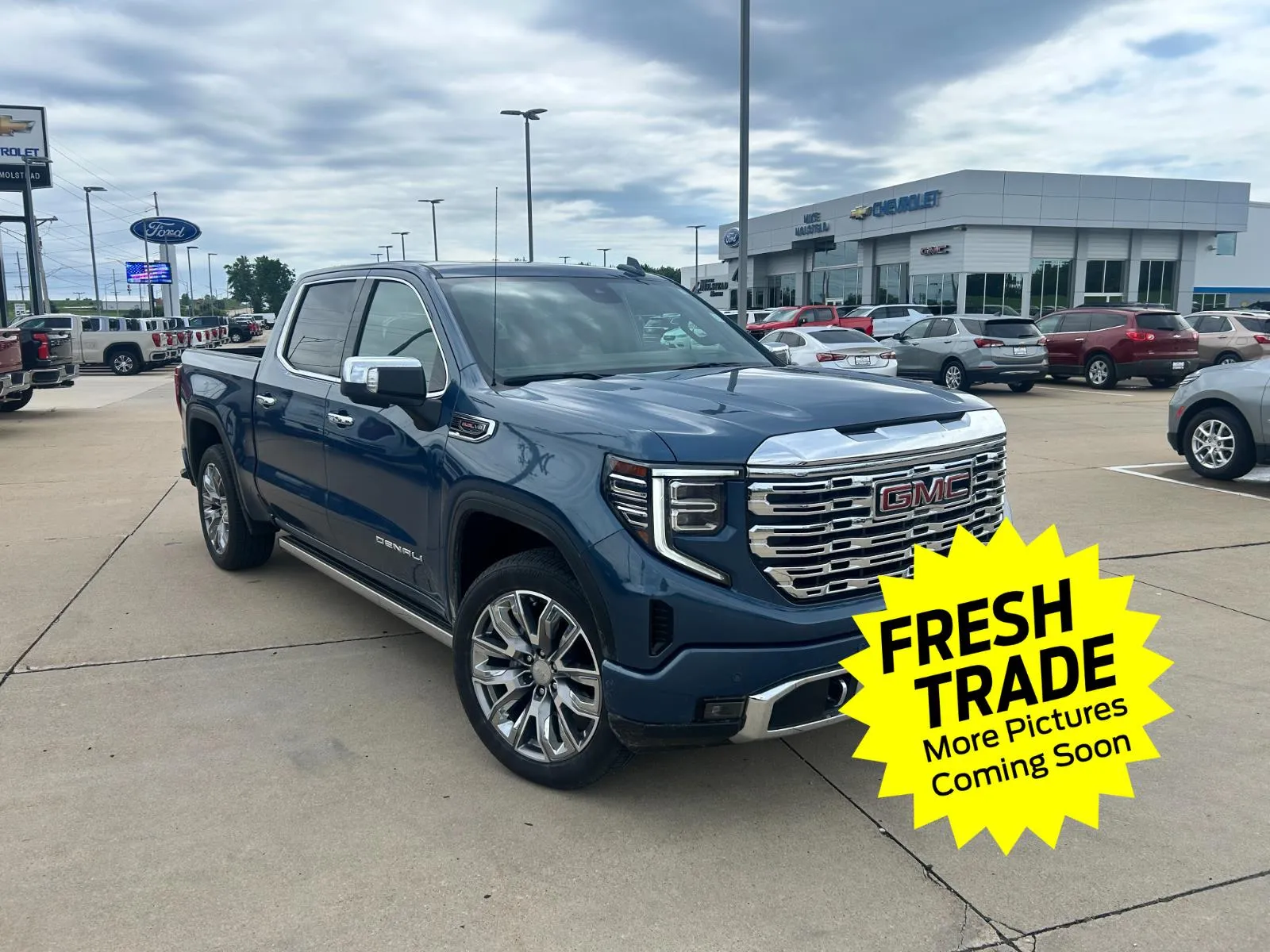 Blue 2025 GMC Sierra 1500 Denali for sale in Charles City, IA