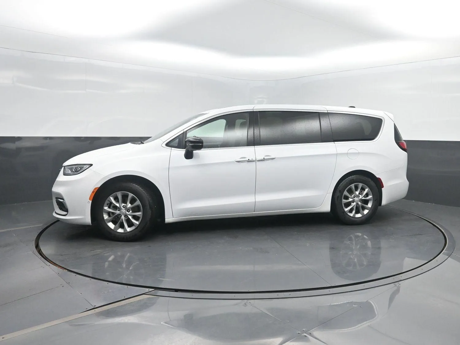 White 2026 Chrysler Pacifica Limited for sale in Charles City, IA