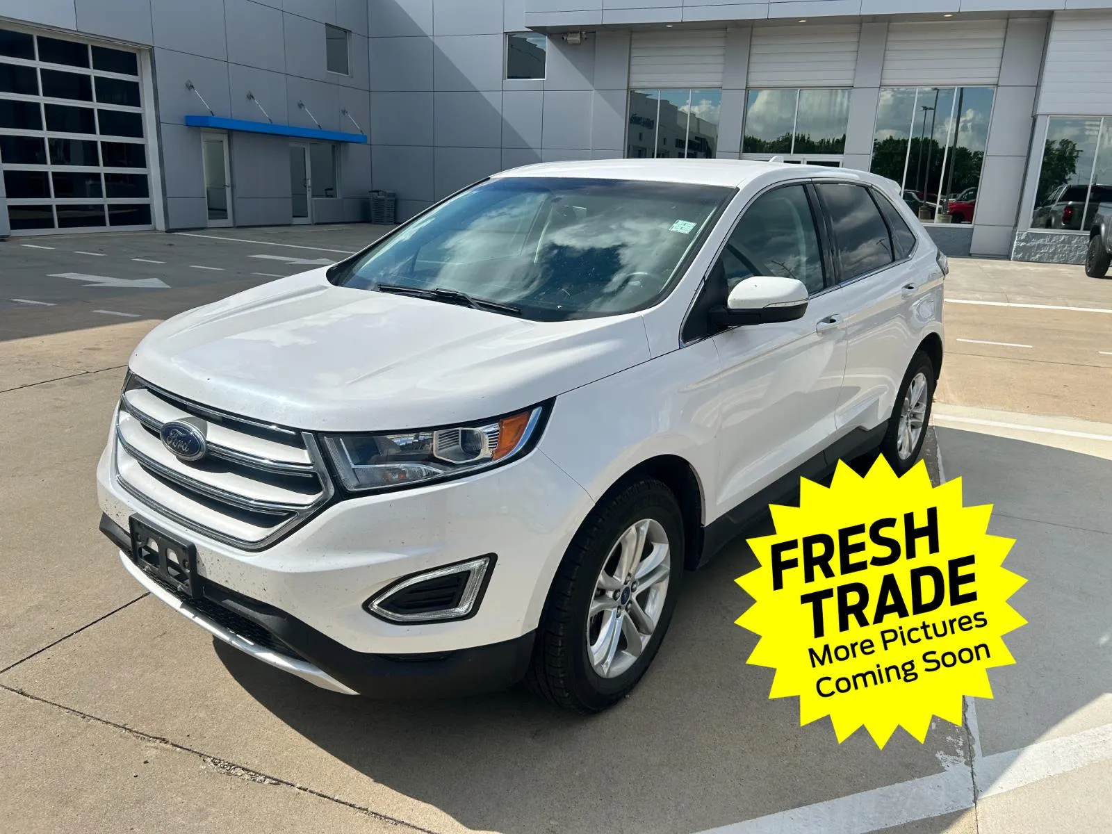 White 2016 Ford Edge SEL for sale in Charles City, IA