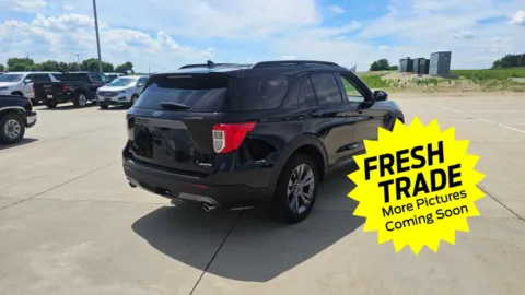More photos of 2023 Ford Explorer XLT at Mike Molstead Chevrolet, GMC, IA