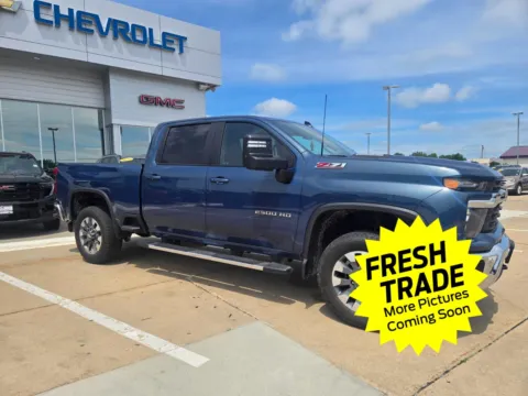 More photos of 2025 Chevrolet Silverado 2500HD LT at Mike Molstead Chevrolet, GMC, IA