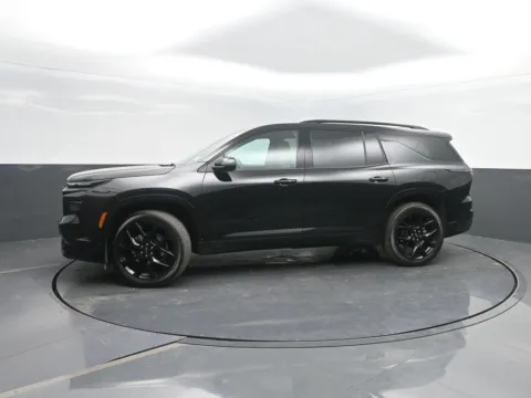 Black 2024 Chevrolet Traverse FWD RS for sale in Charles City, IA